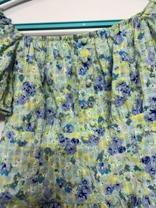 Floral Print Off-Shoulder Puff Sleeve Top
