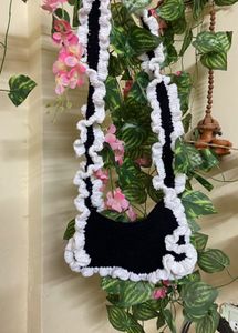 Crochet Ruffle Shoulder Bag
