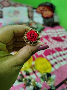 Sparkling Crystal Flower Ring