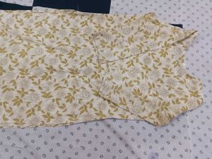 Elegant Kurta Set with Floral Print