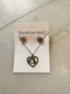 Heart Pendant Necklace & Earrings Set