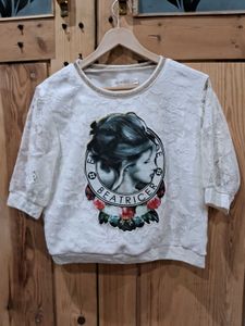 Stylish White Graphic Tee