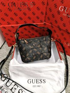 Guess slingbags
