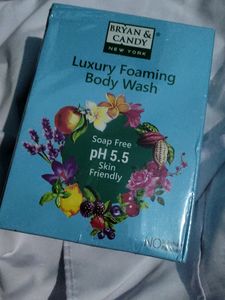 Bryan &amp; Candy Luxury Foaming Body Wash