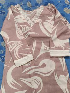 Stylish Printed Kurta set with Lace Neckline