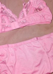 Pink Lace Trim Bra &amp; Panty Set