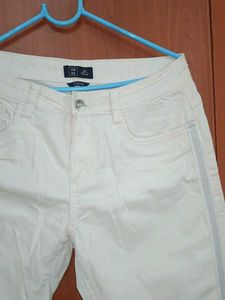 Cream Colored Pants with Side Stripe