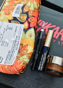 Estee Lauder Beauty Set With Pouch