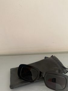 unused trendy sunglasses unisex black rectangle