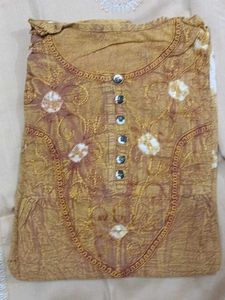 Embroidered night gown