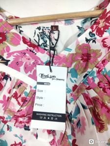 White Floral Print Bell Puff Sleeves Top (Women's)