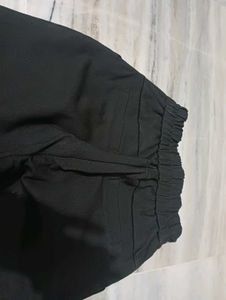 black stretchable formal pants (slim fit)