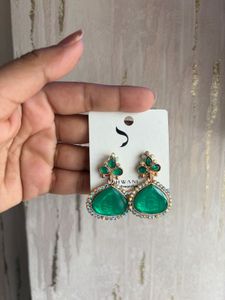 Sparkling Mint Green Stone Earrings