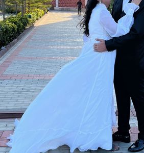 Elegant White Maxi Dress