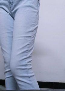 Light Wash High-Waist Skinny Fit Jeans for Women |