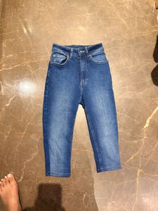 Women's Capri Jeans