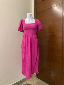 Chic Smocked Midi Dress 🎀