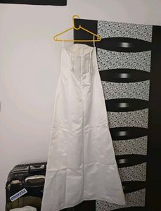 Elegant White Strapless Gown