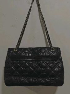 Metrocity Quilted Chain Shoulder Bag