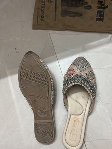 Embellished Ethnic Flats