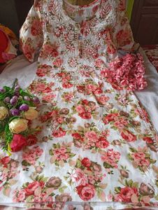 Never Used Floral Print Chikankari handwork Kurti