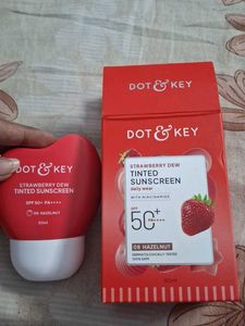 Dot & Key Strawberry Dew Tinted Sunscreen SPF 50