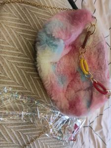 Fuzzy Tie-Dye Crossbody Bag and free set