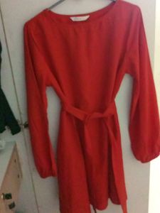 Color: Bright Orange Size: Medium