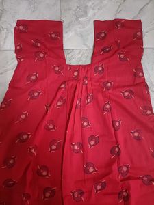 Comfortable Red Printed Nightdress