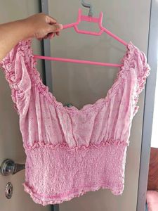 pink top