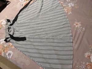 Beautiful sassafras Brand Midi skirt