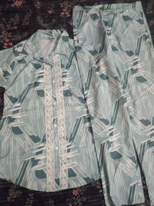 Women Cord Set