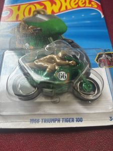 Hot Wheels 1966 Triumph Tiger 100 TH