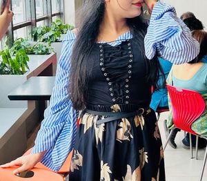 Stylish Off-Shoulder Corset Top