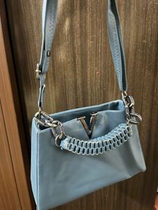 Stylish Blue Handbag