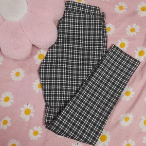 Checkered Skinny Fit Leggins
