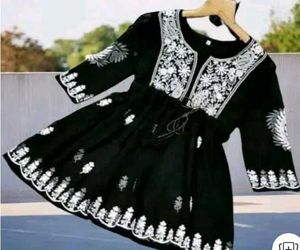 I'm Selling A Tunic Top In Black Colour Georgette