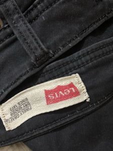 levis black straight fit jeans