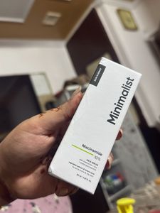 minimalist niacinamide serum