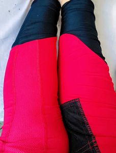 Very Useful Gym Tight Leggings With Sports Bra