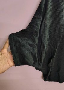 Stylish Black Knit Shrug