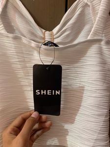 Trendy Crop Top With Flower