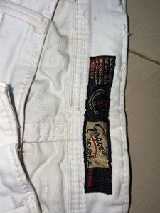 White denim jeans