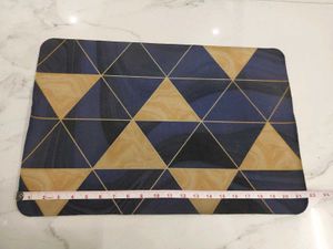 Set of 4 Decorative Mats