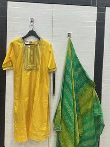 Yellow Embroidered Kurta Set (L)