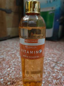 The Love Co. Vitamin C Bath &amp; Shower Gel