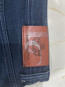 Classic Dark Wash  Jeans  London castel