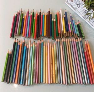 Set of 75 Colored Pencils