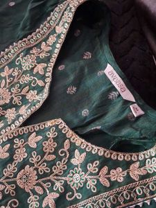 Elegant Embroidered Green Kurta