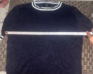 Sparkly Navy Blue Knit Top 💙